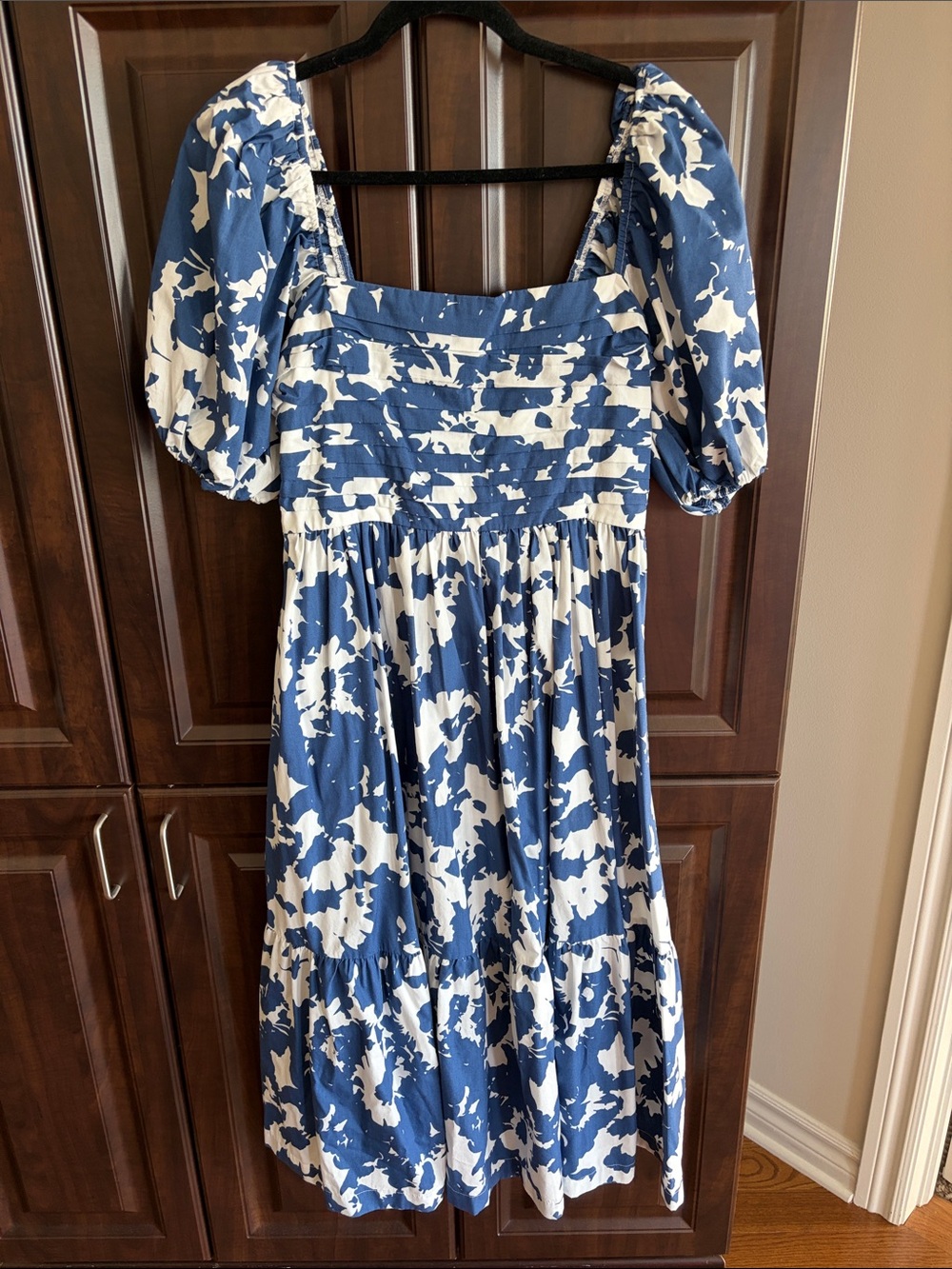 Abercrombie & Fitch Emerson Poplin Midi Dress - Picture 2 of 5